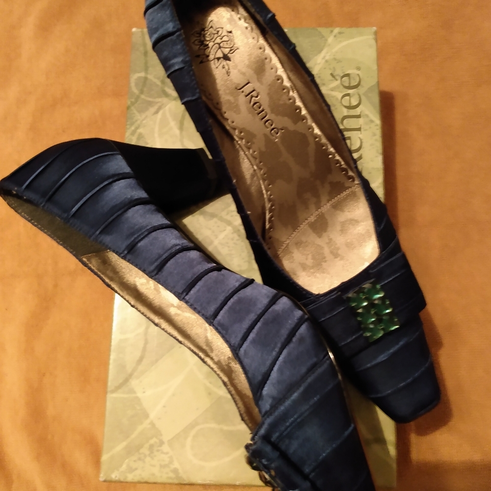 Ladies Shoes - Picture 8 of 8